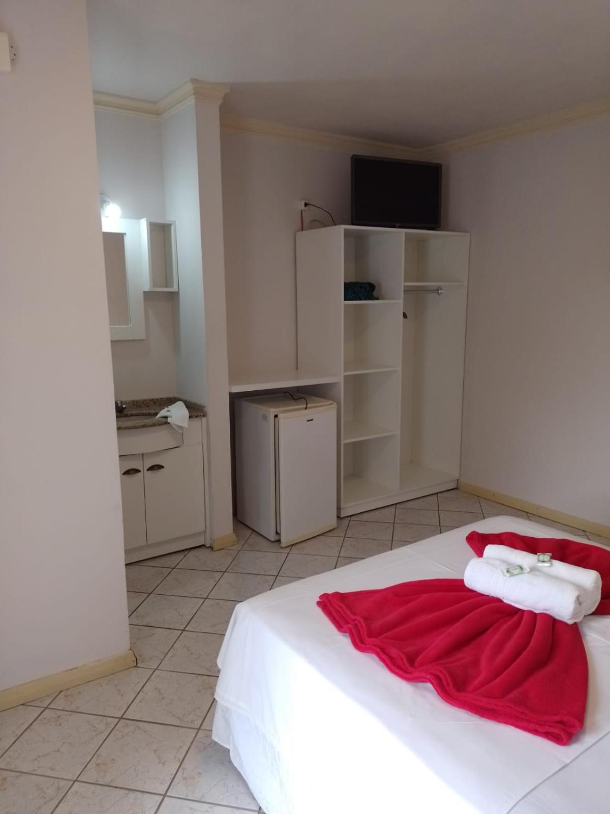 Hotel Pousada Ilha Bella Bombinhas Esterno foto